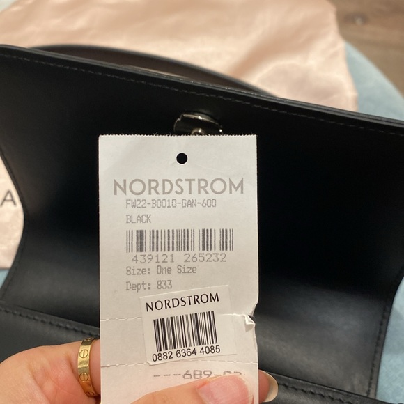 Mach and mach shoulder bag - Picture 9 of 10